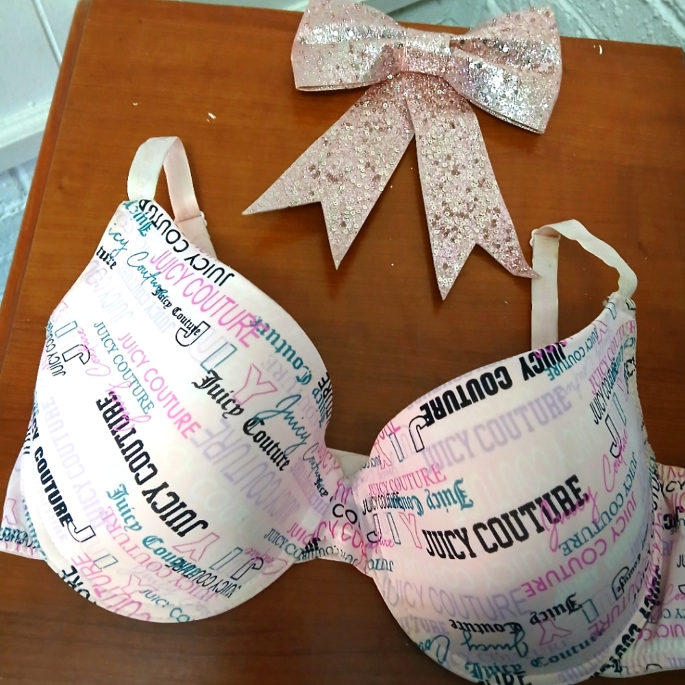Juicy couture bra size 40C